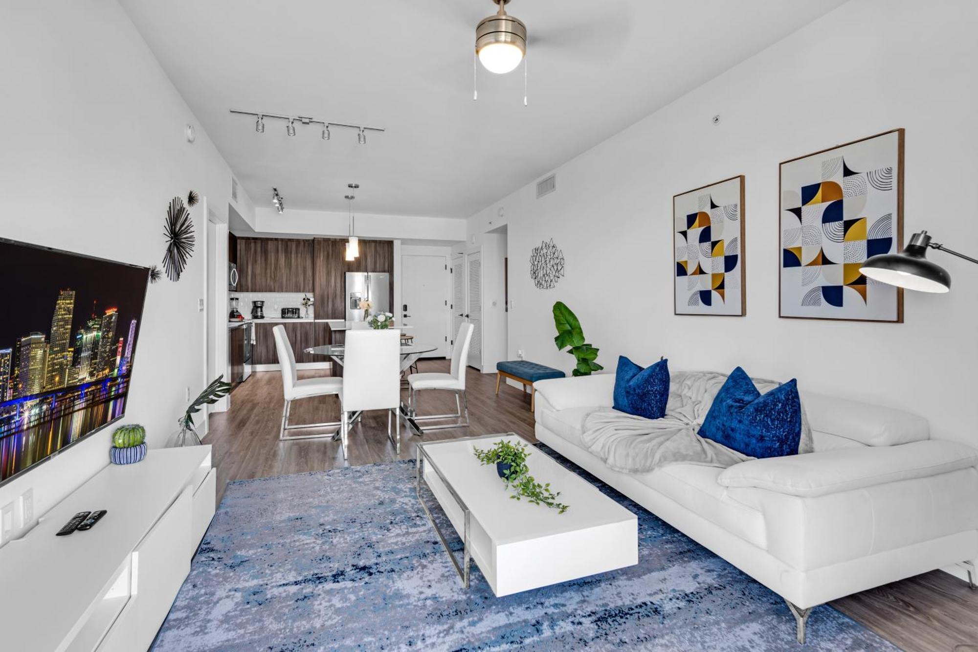 Amazing 2 Bedroom Unit In Doral Miami With Free Parking Хайлиа-Гарденс Экстерьер фото